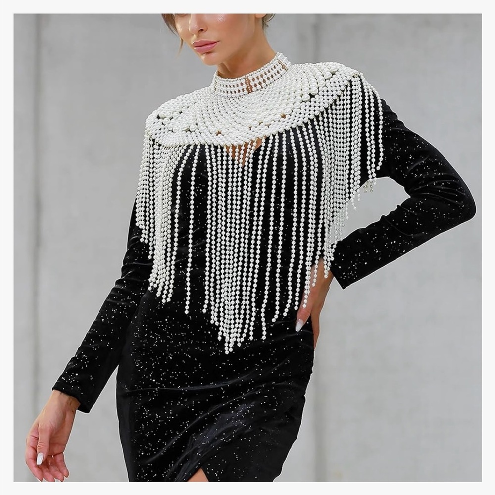 Pearl body chain